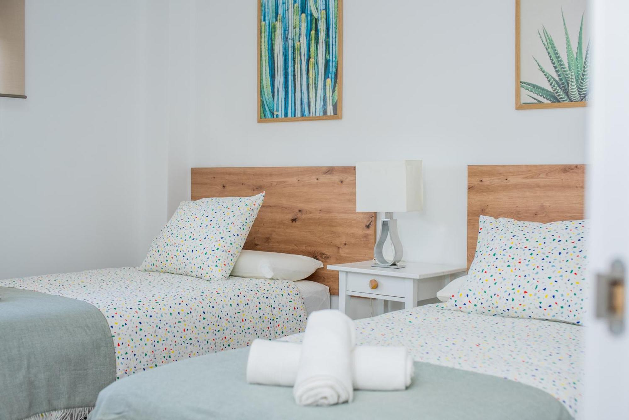 Oasis En Playamar Con Piscina Apartment Торемолинос Екстериор снимка